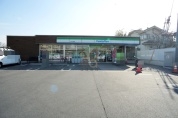 ファミリーマート小平小川町店