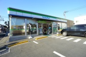 ファミリーマート東大和向原店
