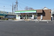 ファミリーマート東村山八坂駅前店