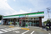 ファミリーマート東大和上北台店