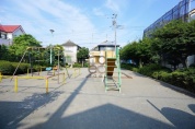 仲町みつばつつじ公園