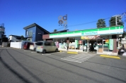 ファミリーマート立川四中前店