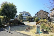 立川市川越道緑地　公園