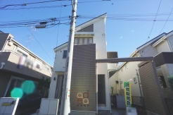外観　西側