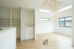 8号棟　リビングダイニング