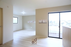 1号棟　リビングダイニング