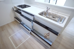 C号棟　キッチン収納