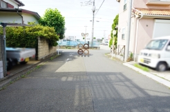 東道路