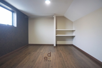 小屋裏収納 北側
