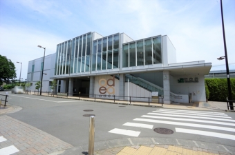 西府駅南口