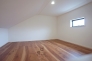 同仕様　小屋裏収納