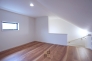 同仕様　小屋裏収納