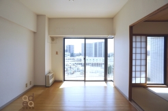 リビングダイニング